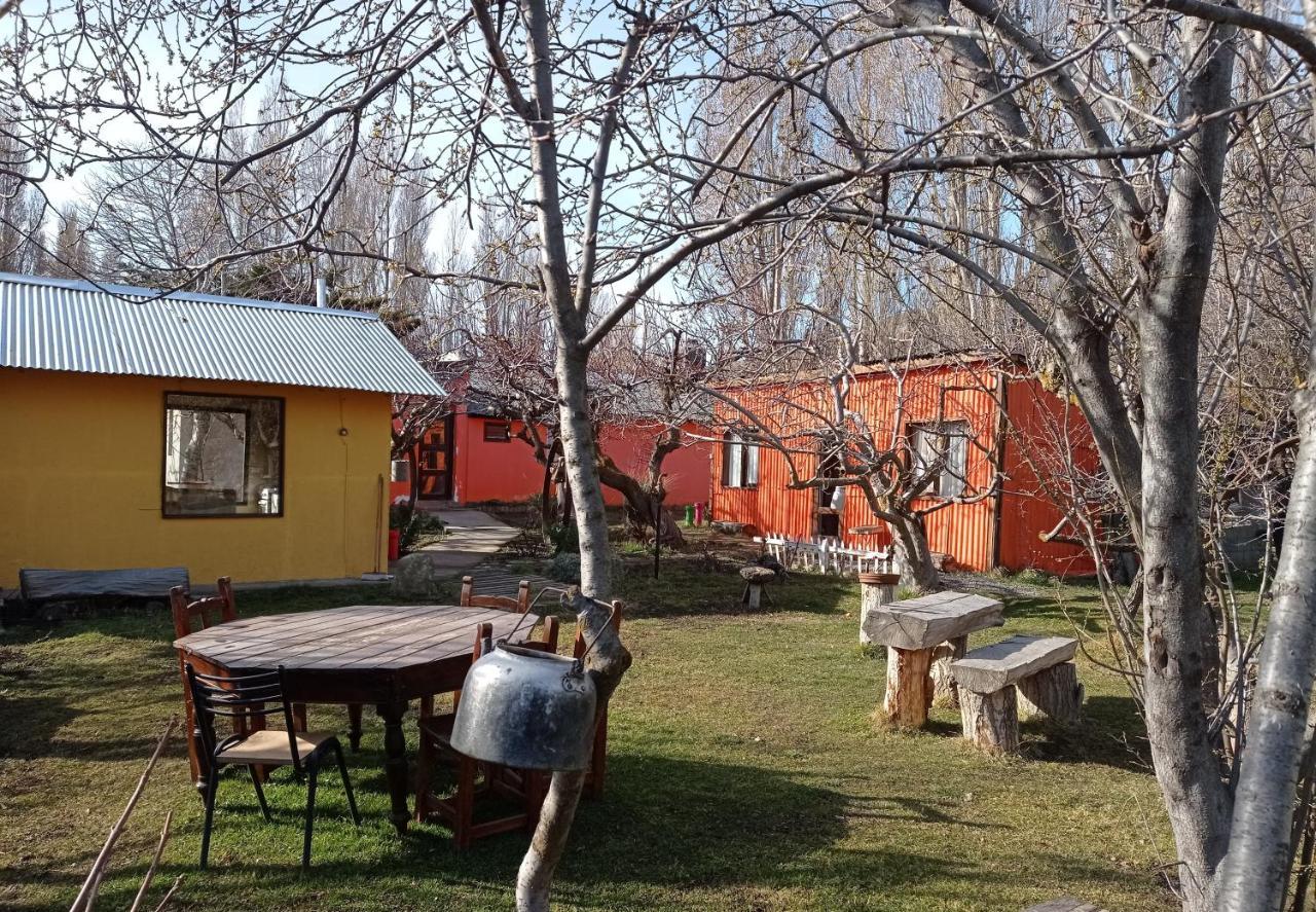 Calafate Viejo Hostel El Calafate Bagian luar foto
